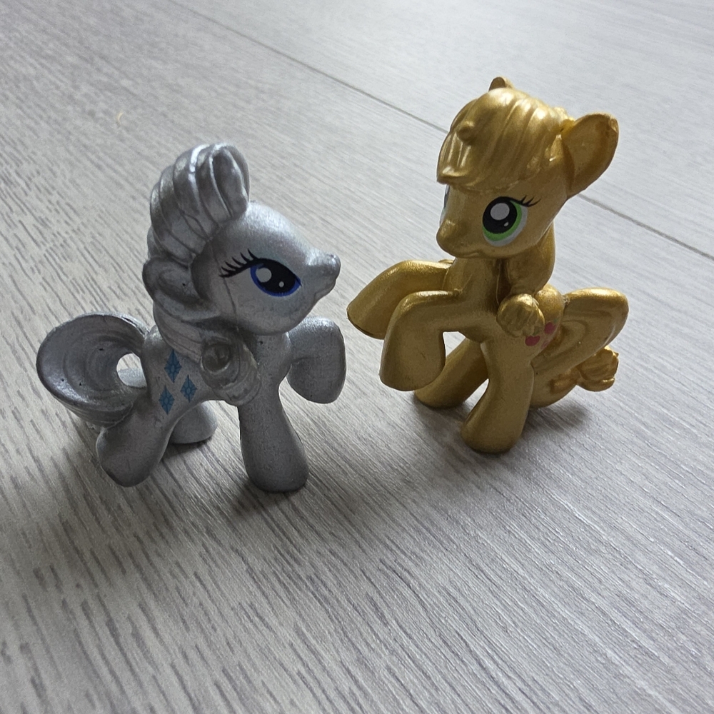 Metallic Rarity And Applejack - Picture 4 of 6